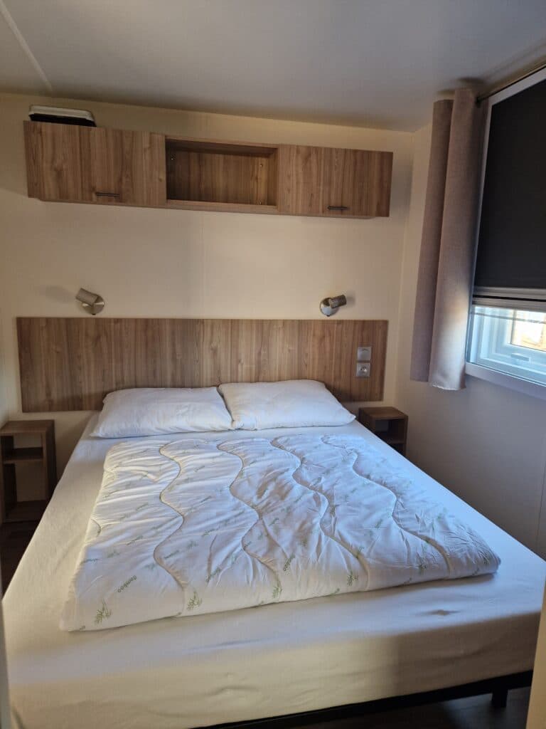 Ouderslaapkamer van de mobile home